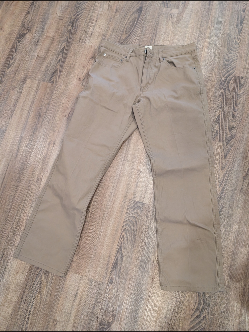 Magellan Outdoors Men's Khaki Straight-Leg Chinos - Brown/Tan